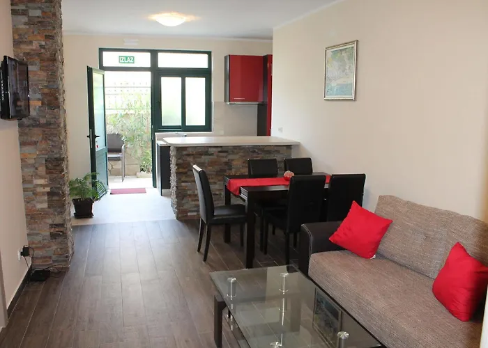 罗格斯公寓酒店 察夫塔特